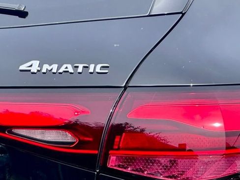 New 2026 Mercedes-Benz GLC 300 4MATIC image 14