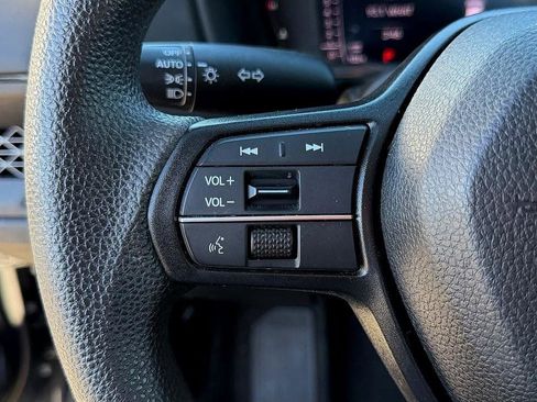 Used 2023 Honda Accord EX image 22