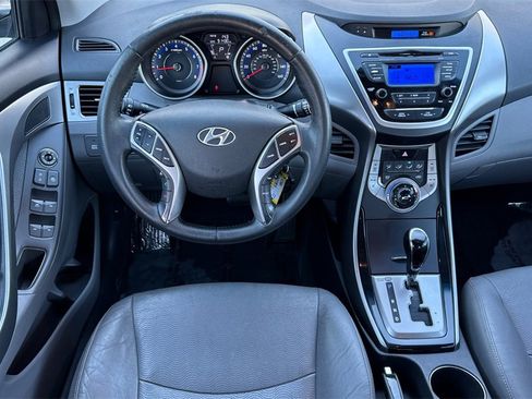 Used 2013 Hyundai Elantra Limited image 14
