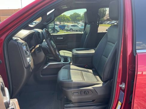 Used 2022 GMC Sierra 3500 Denali w/ Denali Ultimate Package AWD/4WD image 22