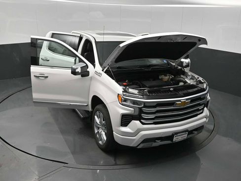 Used 2024 Chevrolet Silverado 1500 High Country image 27
