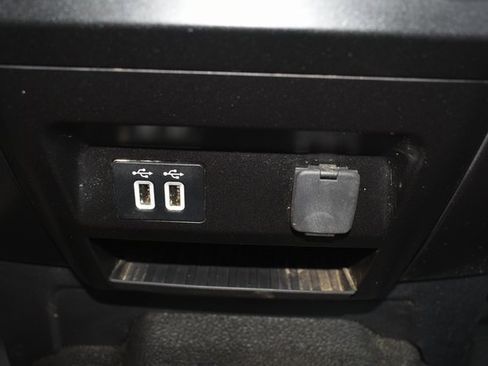 Used 2019 Ford F250 XLT w/ XLT Value Package image 33