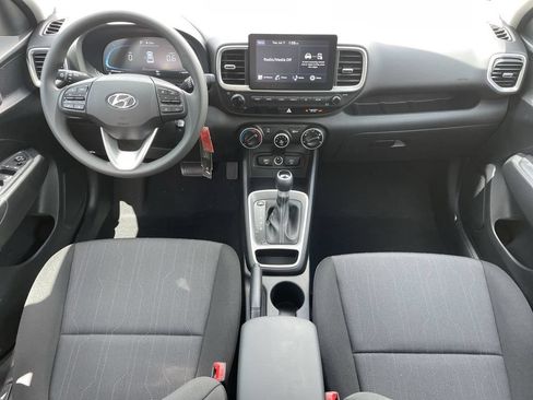New 2026 Hyundai Venue SE FWD image 15