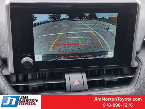Used 2024 Toyota RAV4 XLE FWD image 19