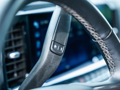 Used 2024 Chevrolet Silverado 2500 ZR2 w/ Snow Plow Prep/Camper Package image 20