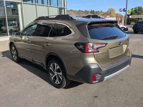 Used 2022 Subaru Outback Touring XT AWD/4WD image 5