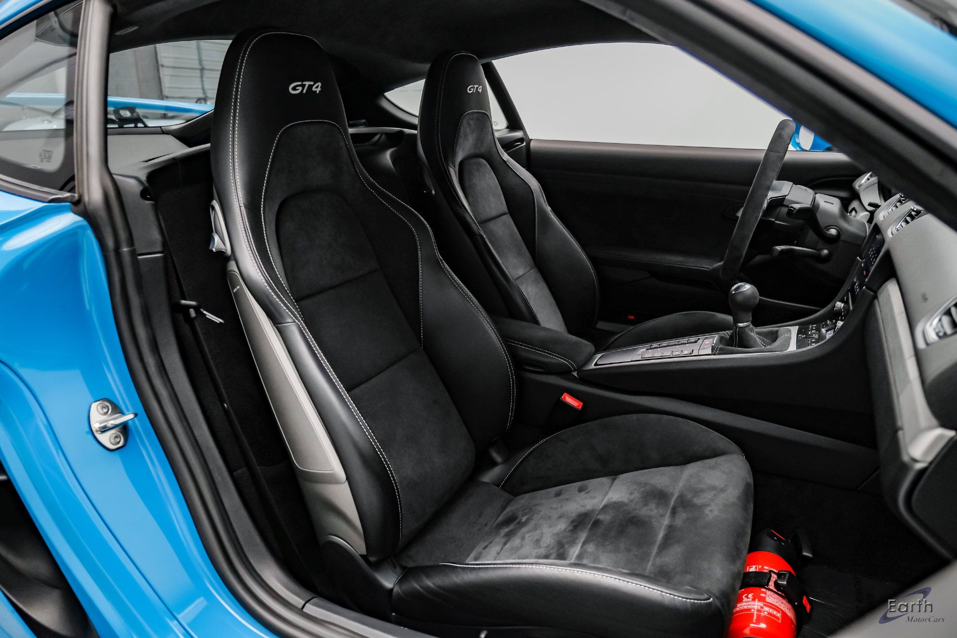 Used 2020 Porsche 718 Cayman GT4 RWD image 54