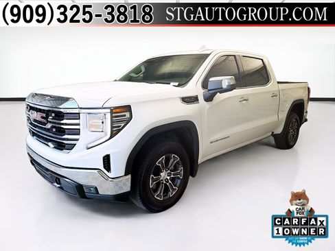 Used 2025 GMC Sierra 1500 SLT RWD image 1