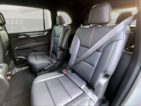 New 2026 GMC Acadia Elevation w/ Elevation Premium Package image 10