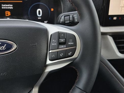 New 2026 Ford Explorer Active RWD image 20