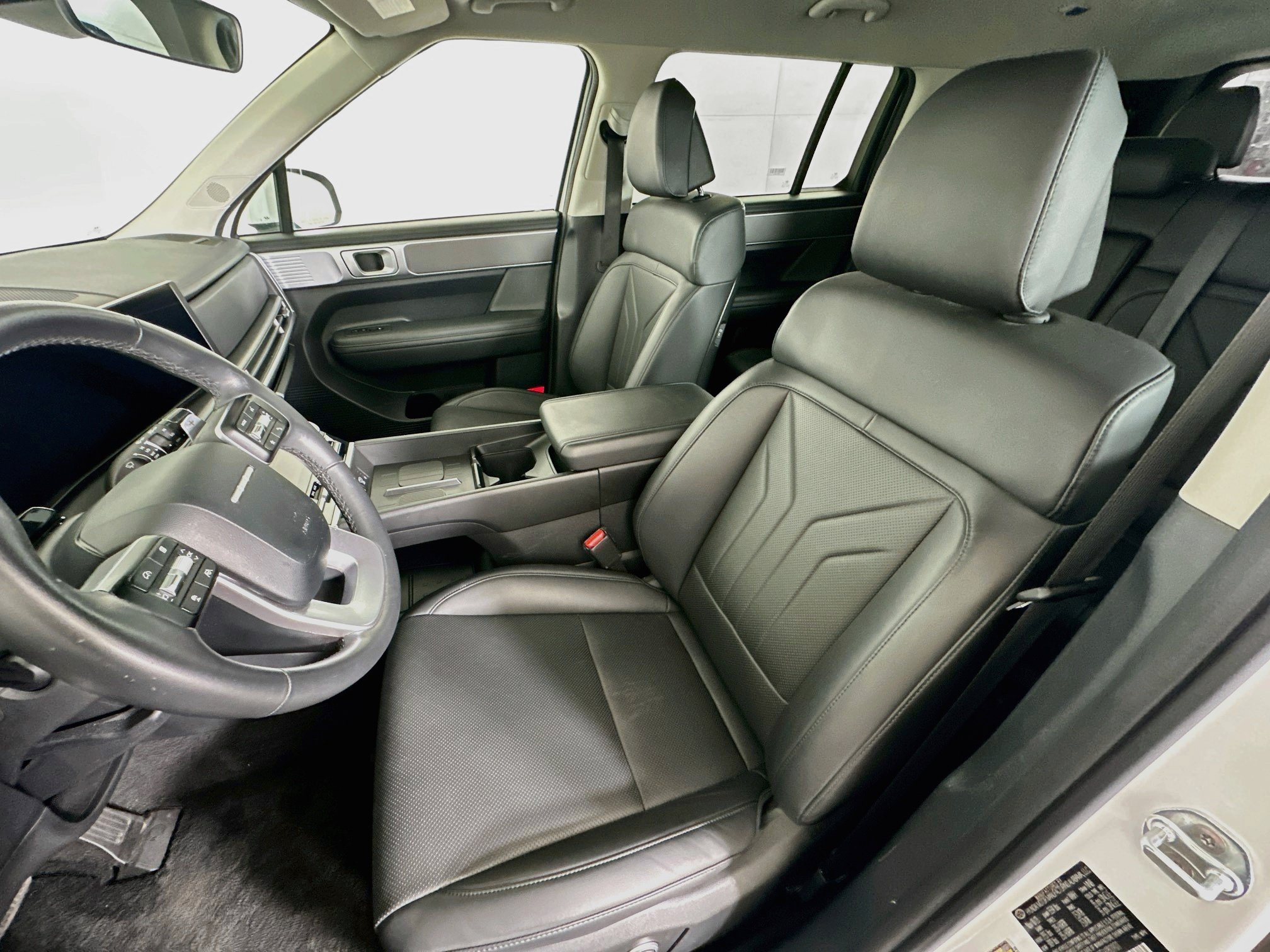 Used 2026 Hyundai Santa Fe SEL FWD image 13