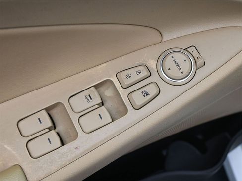 Used 2013 Hyundai Sonata GLS w/ Popular Equipment Pkg image 3