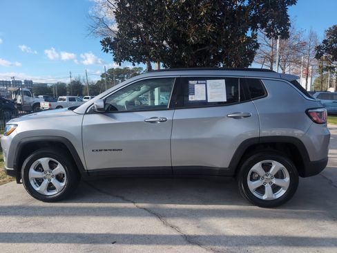 Used 2019 Jeep Compass Latitude w/ Popular Equipment Group image 7