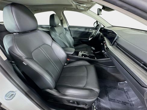 Certified 2025 Kia K5 EX FWD image 30