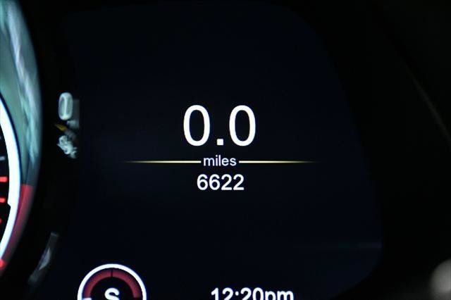 Used 2021 Aston Martin V8 Vantage Roadster RWD image 42