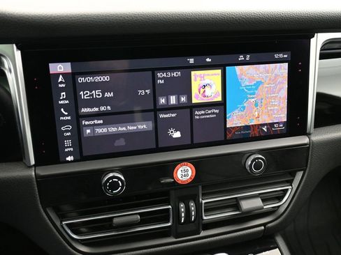 Certified 2023 Porsche Macan Turbo image 20