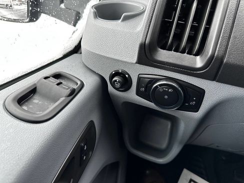 Used 2017 Ford Transit 350 XL image 20