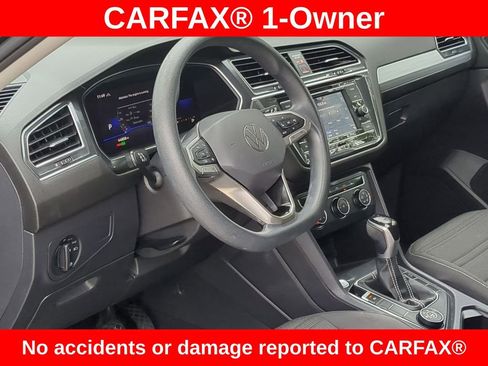 Used 2022 Volkswagen Tiguan S image 2