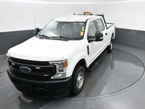 Used 2020 Ford F250 XL w/ Power Equipment Group AWD/4WD image 18