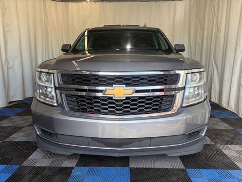 Used 2020 Chevrolet Suburban LT AWD/4WD image 4