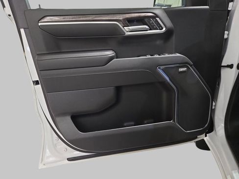 Used 2022 Chevrolet Silverado 1500 LTZ image 30