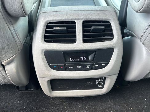 Used 2019 Honda Pilot EX-L image 8