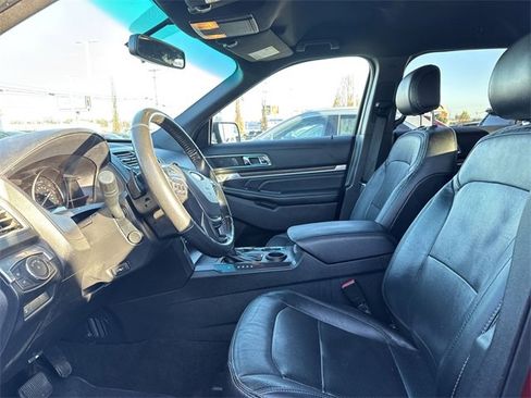 Used 2016 Ford Explorer Limited image 12