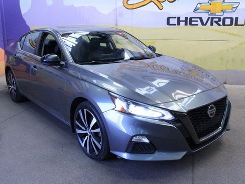 Used 2021 Nissan Altima 2.5 SR image 4