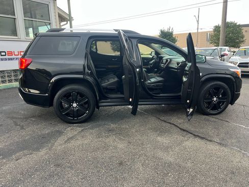 Used 2017 GMC Acadia Denali image 31