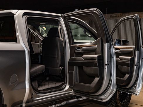 Used 2024 Chevrolet Silverado 1500 RST w/ Redline Edition image 33