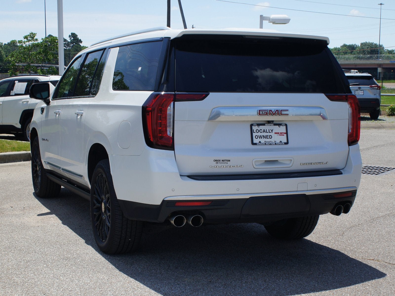 Used 2022 GMC Yukon XL Denali RWD image 18