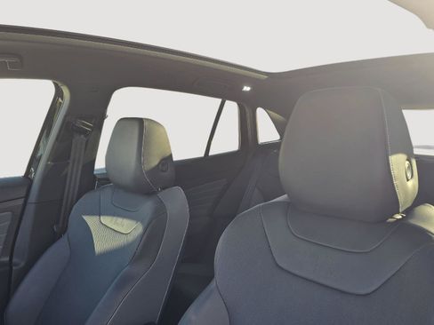 Certified 2023 Volkswagen ID.4 Pro S AWD/4WD image 8