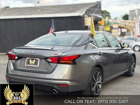 Used 2023 Nissan Altima 2.5 SR FWD image 6