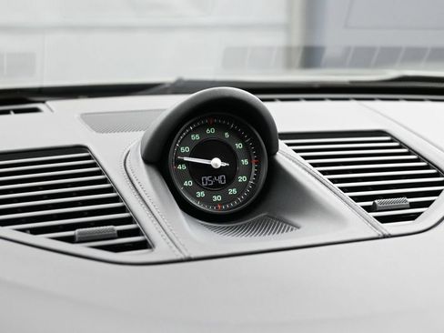 Certified 2025 Porsche 911 Turbo S AWD/4WD image 22