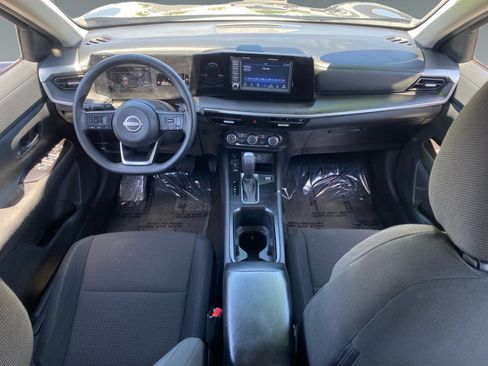 Used 2025 Nissan Kicks S FWD image 10