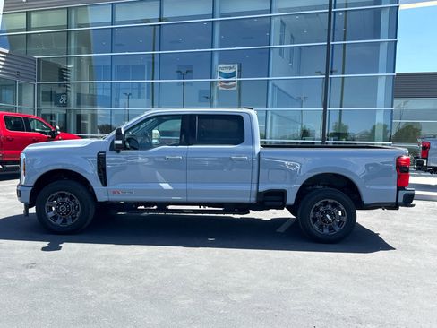 Used 2024 Ford F350 Lariat w/ Lariat Ultimate Package AWD/4WD image 12