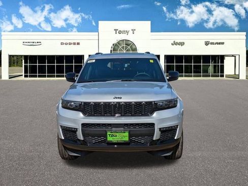 New 2025 Jeep Grand Cherokee L Limited w/ Luxury Tech Group II AWD/4WD image 2