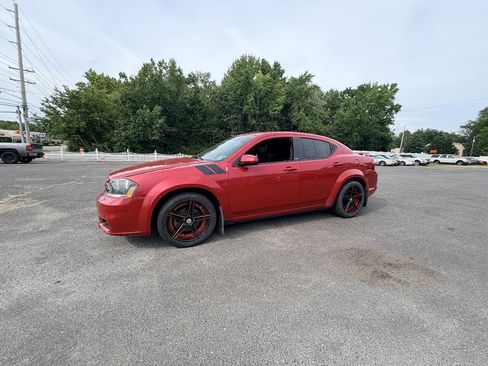 Used 2014 Dodge Avenger R/T w/ Sun/Sound Group FWD image 40