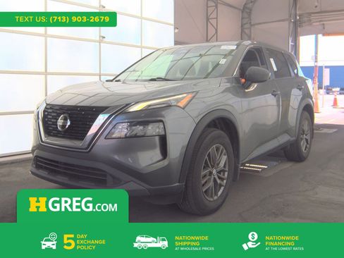 Used 2021 Nissan Rogue S image 1