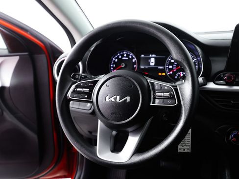 Used 2024 Kia Forte LXS FWD image 17
