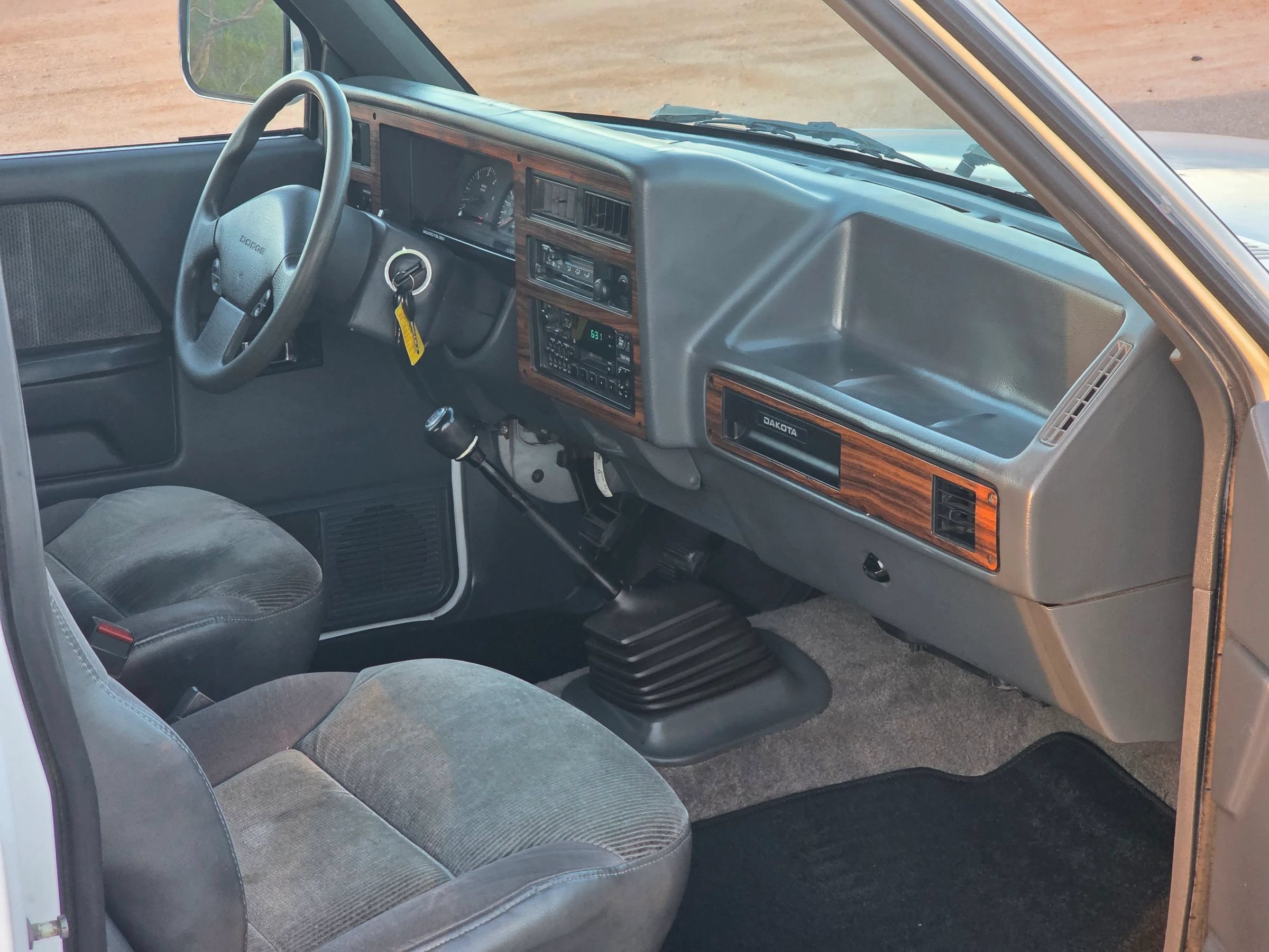 Used 1993 Dodge Dakota 2WD Club Cab image 13