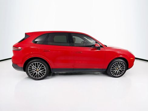 Used 2021 Porsche Cayenne AWD/4WD image 4