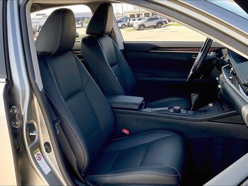 Used 2015 Lexus ES 350 w/ Premium Package FWD image 8