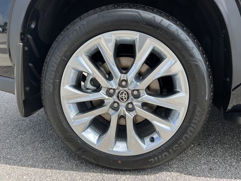 New 2026 Toyota Highlander Limited AWD/4WD image 21