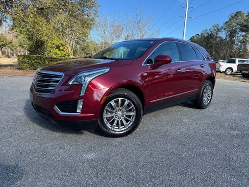 Used 2017 Cadillac XT5 Luxury w/ Driver Awareness Package image 29