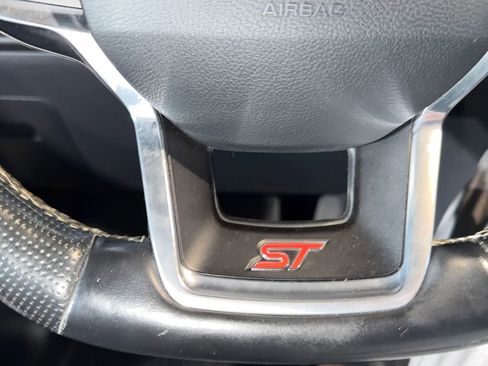 Used 2020 Ford Explorer ST w/ ST Street Pack image 17