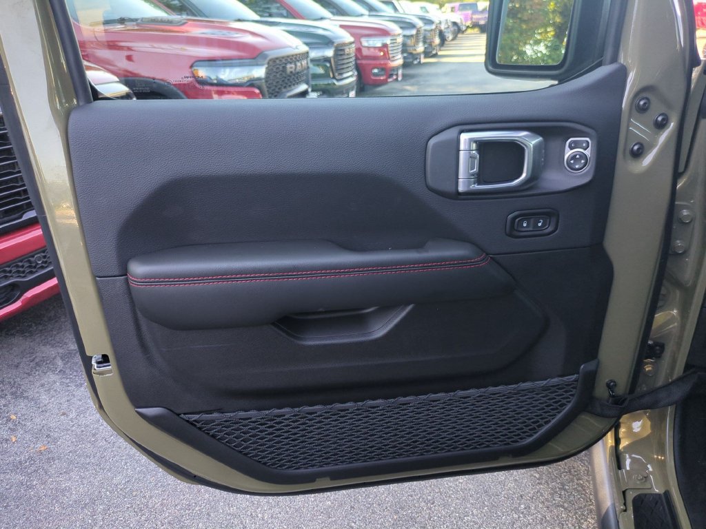 New 2026 Jeep Gladiator Rubicon AWD/4WD image 12