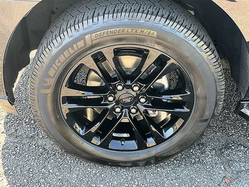 Used 2022 Ford Expedition Max XLT AWD/4WD image 7