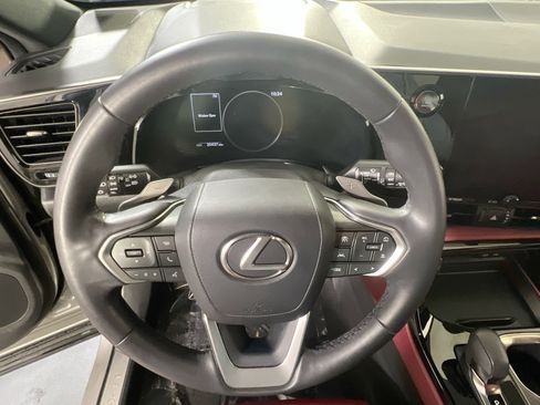 Used 2024 Lexus NX 350 AWD image 11