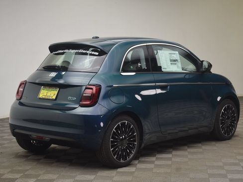 New 2026 FIAT 500 e Icona w/ Quick Order Package 21R FWD image 6